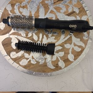 QUO Beauty By Conair 1.5" Ceramic Hot Air Brush
